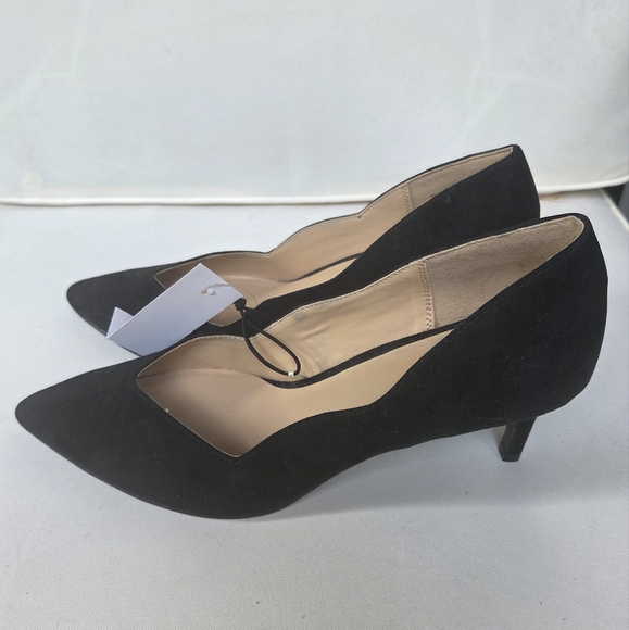 Ann Taylor Black Suede Pumps Size 7 NWT - Picture 7 of 7